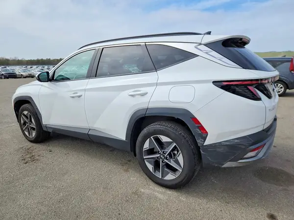 5NMJCCDE8SH590552 2025 HYUNDAI TUCSON - Image 2