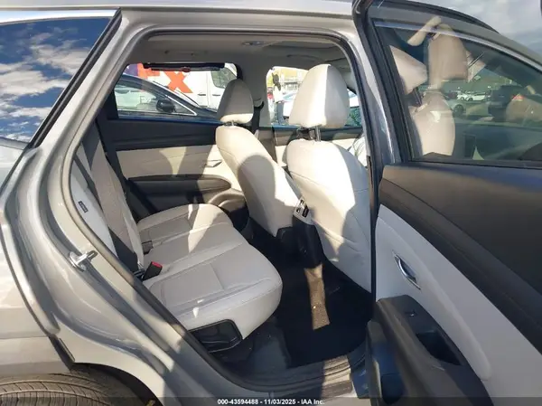 5NMJCCDEXSH472437 2025 HYUNDAI TUCSON - Image 8