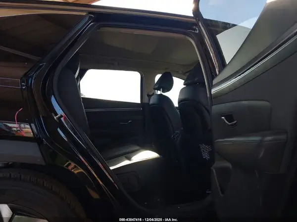 5NMJE3AE1NH122018 2022 HYUNDAI TUCSON - Image 8
