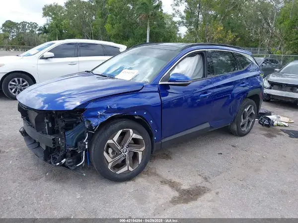 5NMJE3AE1NH133973 2022 HYUNDAI TUCSON - Image 2