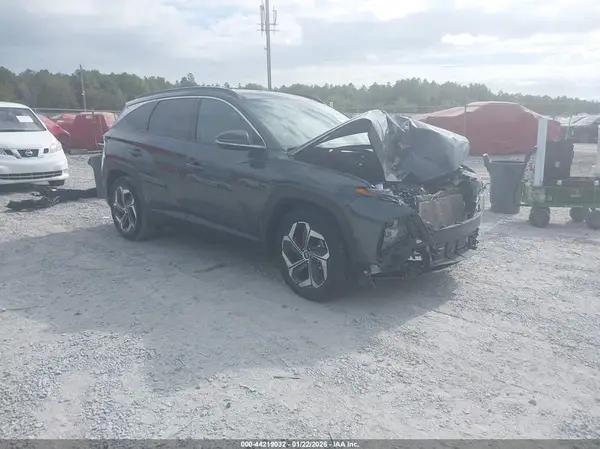 5NMJE3AE1NH147520 2022 HYUNDAI TUCSON - Image 1
