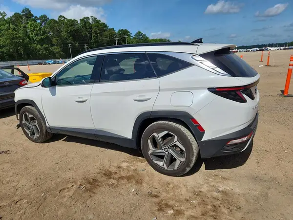 5NMJE3AE2NH024910 2022 HYUNDAI TUCSON - Image 2