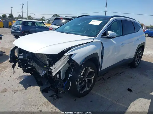 5NMJE3AE3NH101588 2022 HYUNDAI TUCSON - Image 2