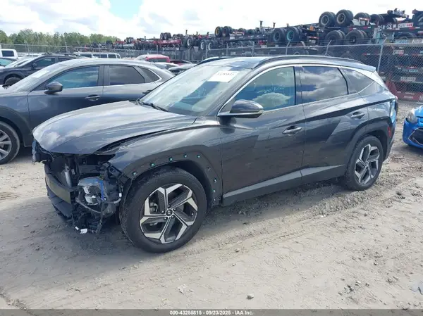 5NMJE3AE4NH025122 2022 HYUNDAI TUCSON - Image 2