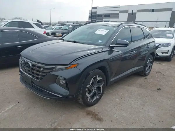5NMJE3AE4NH117640 2022 HYUNDAI TUCSON - Image 2
