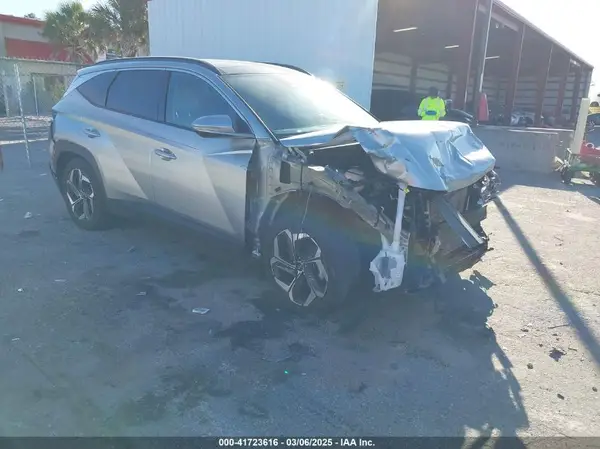 5NMJE3AE5NH158388 2022 HYUNDAI TUCSON - Image 1