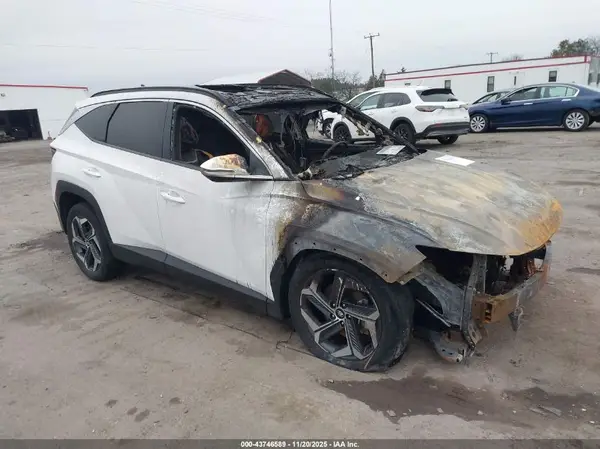 5NMJE3AE6NH048398 2022 HYUNDAI TUCSON - Image 1