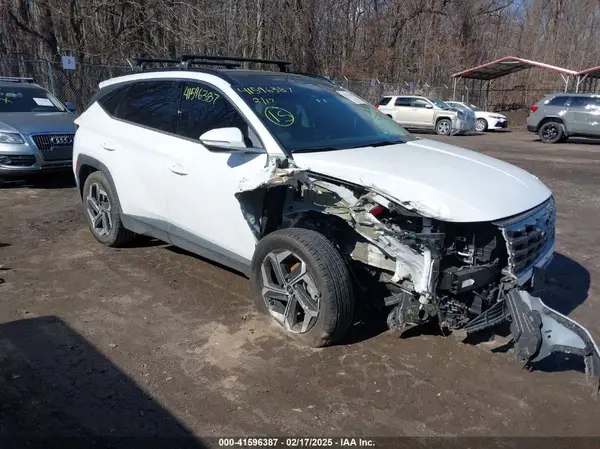 5NMJE3AE7NH075304 2022 HYUNDAI TUCSON - Image 1