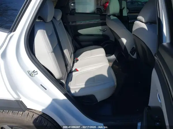 5NMJE3AE7NH075304 2022 HYUNDAI TUCSON - Image 8