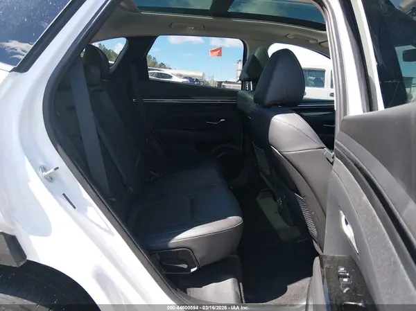 5NMJE3AEXNH159858 2022 HYUNDAI TUCSON - Image 8