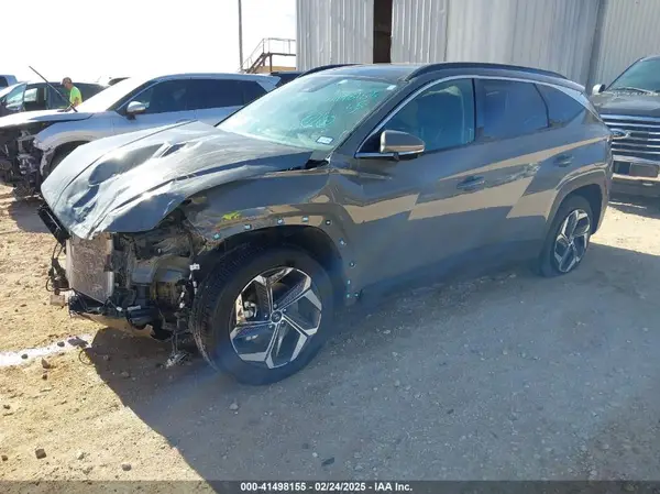 5NMJE3DE0RH360718 2024 HYUNDAI TUCSON - Image 2