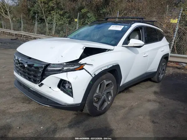 5NMJE3DE2RH366360 2024 HYUNDAI TUCSON - Image 2