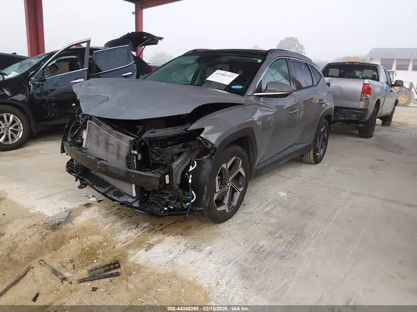 5NMJE3DE3RH435010 2024 HYUNDAI TUCSON - Image 2