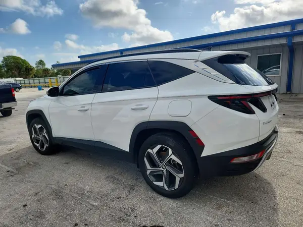 5NMJE3DE5RH385730 2024 HYUNDAI TUCSON - Image 2
