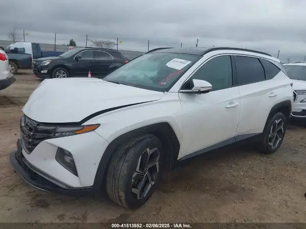 5NMJE3DE8RH360823 2024 HYUNDAI TUCSON - Image 2