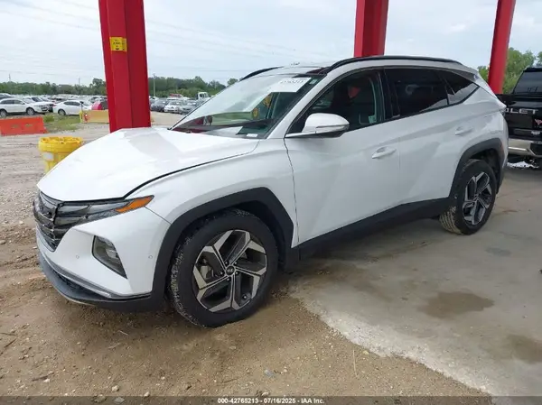 5NMJE3DE8RH394146 2024 HYUNDAI TUCSON - Image 2