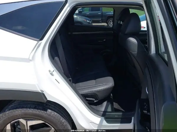 5NMJECAE2PH262050 2023 HYUNDAI TUCSON - Image 8