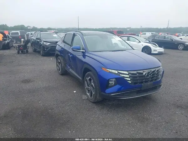 5NMJECAE8NH009859 2022 HYUNDAI TUCSON - Image 1