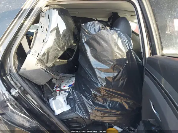 5NMJECAE8NH111811 2022 HYUNDAI TUCSON - Image 8