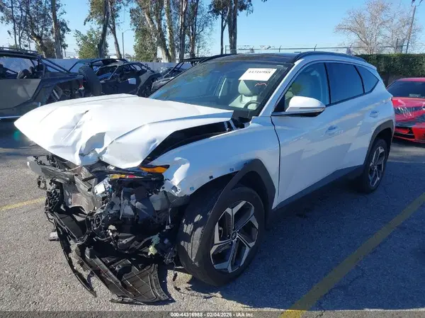 5NMJECAE8NH148597 2022 HYUNDAI TUCSON - Image 2