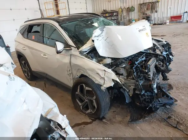 5NMJECAEXNH068752 2022 HYUNDAI TUCSON - Image 1