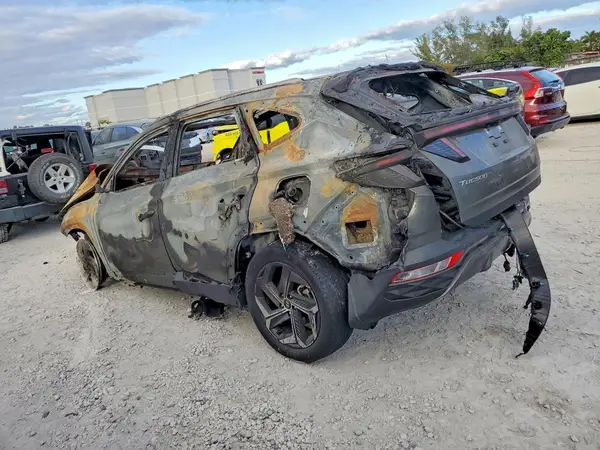 5NMJECAEXNH142428 2022 HYUNDAI TUCSON - Image 2