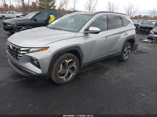 5NMJECAEXPH241320 2023 HYUNDAI TUCSON - Image 2