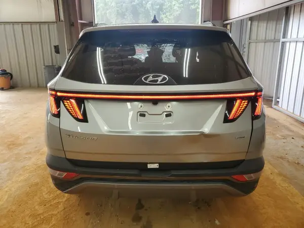 2024 HYUNDAI TUCSON auction photo 6