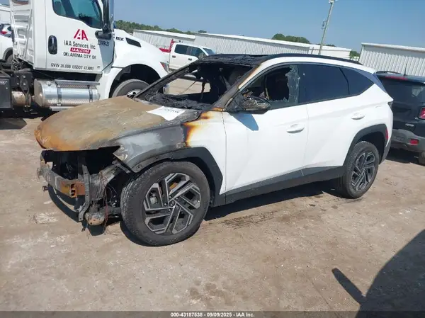 5NMJECDE2SH572493 2025 HYUNDAI TUCSON - Image 2
