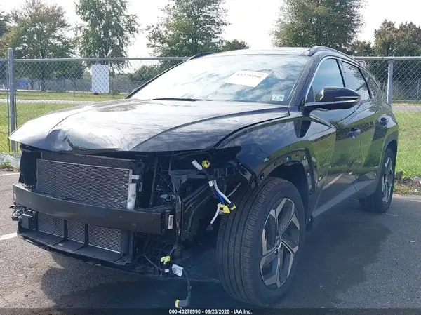5NMJECDEXRH380300 2024 HYUNDAI TUCSON - Image 2