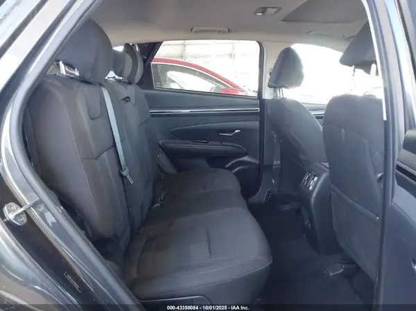 5NMJF3AE4NH001836 2022 HYUNDAI TUCSON - Image 8