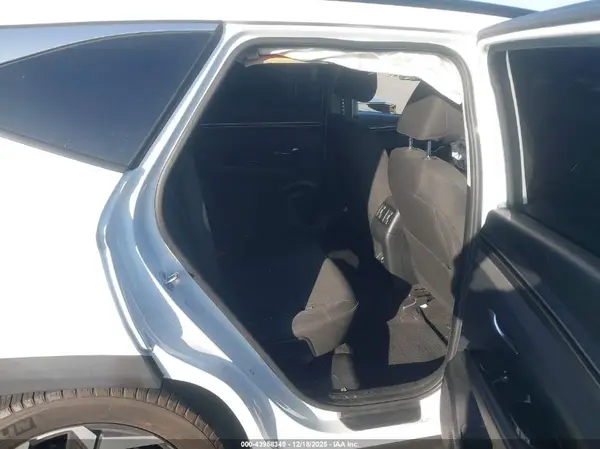 5NMJF3AE4NH093921 2022 HYUNDAI TUCSON - Image 8