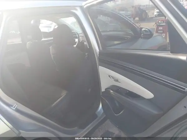 5NMJF3AE4NH096298 2022 HYUNDAI TUCSON - Image 8