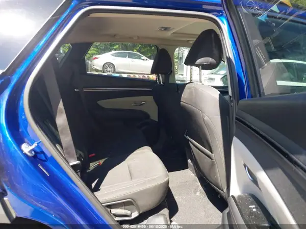 5NMJF3AE4NH099735 2022 HYUNDAI TUCSON - Image 8