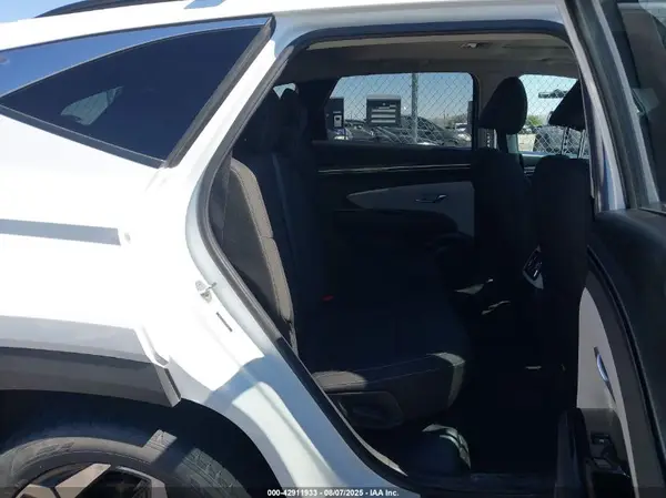 5NMJF3AE5NH145024 2022 HYUNDAI TUCSON - Image 8