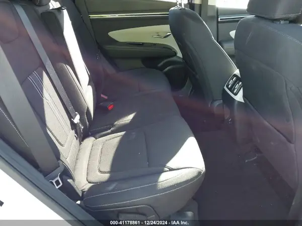 5NMJF3AE7NH098952 2022 HYUNDAI TUCSON - Image 8