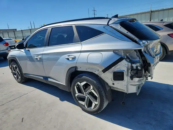 5NMJF3AE8NH124300 2022 HYUNDAI TUCSON - Image 2