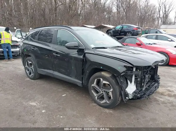 5NMJF3AE8PH242611 2023 HYUNDAI TUCSON - Image 1