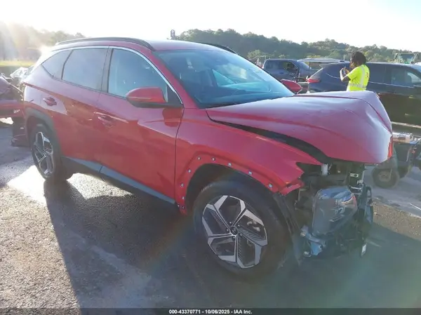 5NMJFCAE2NH068323 2022 HYUNDAI TUCSON - Image 1