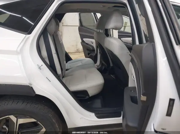 5NMJFCAE2PH244676 2023 HYUNDAI TUCSON - Image 8