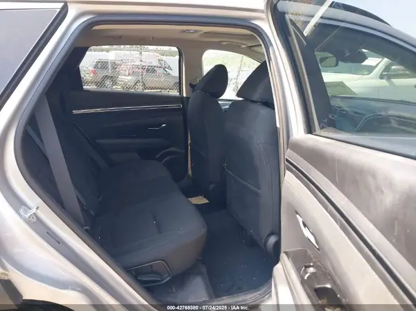 5NMJFCAE3NH037923 2022 HYUNDAI TUCSON - Image 8
