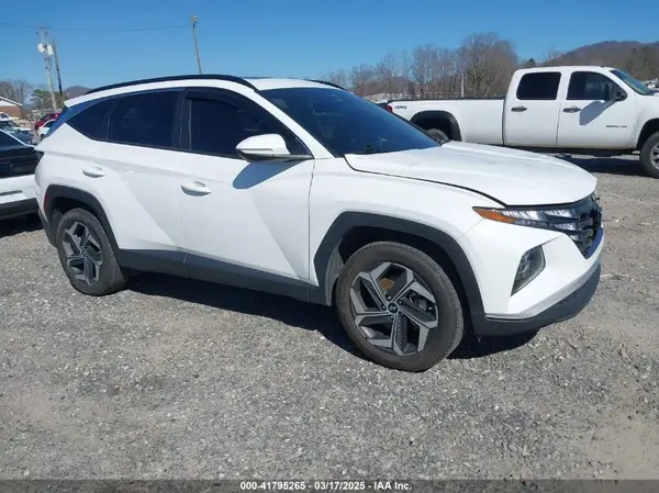 5NMJFCAE3PH261633 2023 HYUNDAI TUCSON - Image 1