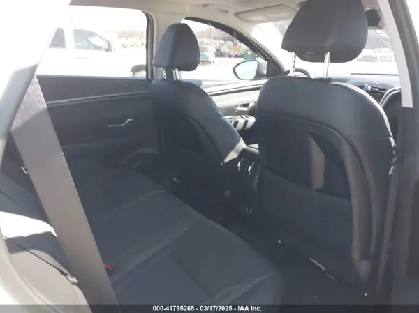 5NMJFCAE3PH261633 2023 HYUNDAI TUCSON - Image 8