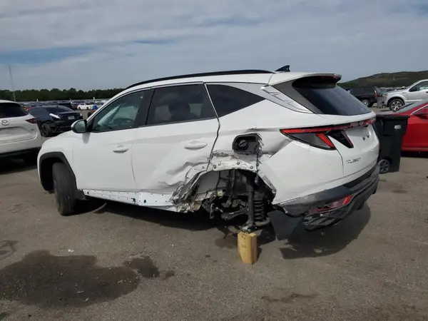 5NMJFCAE4NH057565 2022 HYUNDAI TUCSON - Image 2