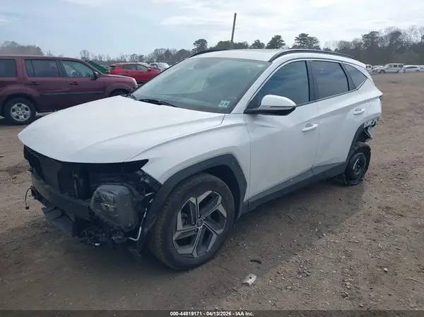 5NMJFCAE4NH068095 2022 HYUNDAI TUCSON - Image 2