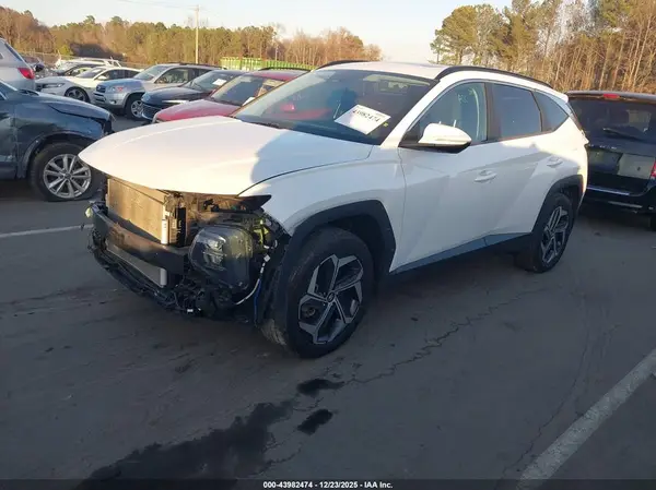 5NMJFCAE4NH096706 2022 HYUNDAI TUCSON - Image 2