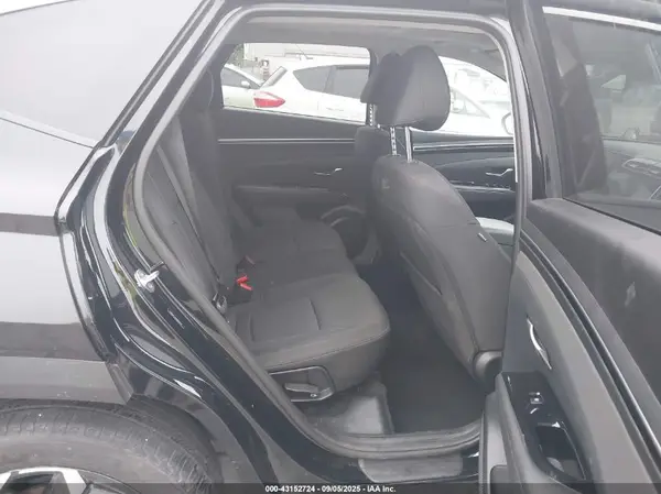 5NMJFCAE4NH113942 2022 HYUNDAI TUCSON - Image 8