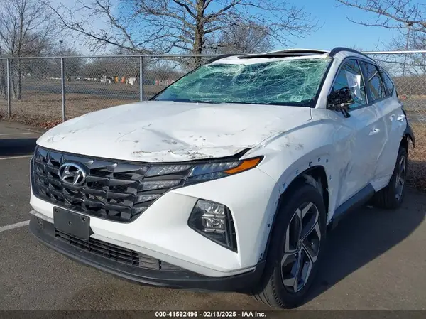 5NMJFCAE7NH085117 2022 HYUNDAI TUCSON - Image 2