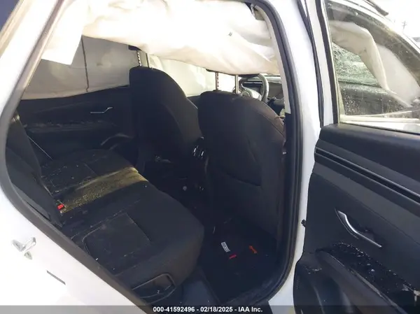 5NMJFCAE7NH085117 2022 HYUNDAI TUCSON - Image 8