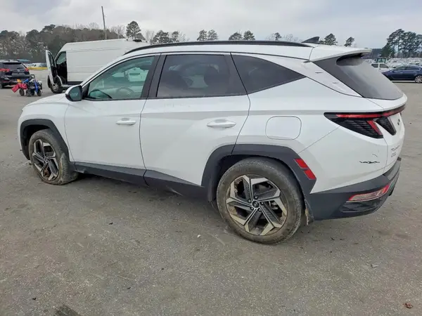 5NMJFCAE8NH132560 2022 HYUNDAI TUCSON - Image 2
